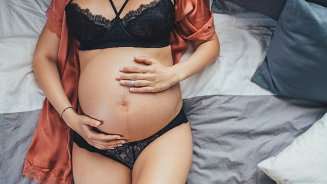 Pregnant belly masturbation and
