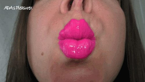 Thumbprint recommendet lipgloss fetish neon