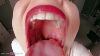 Mouth tongue uvula teeth show short