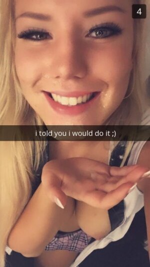 Snapchat oral facial nerdy college girl