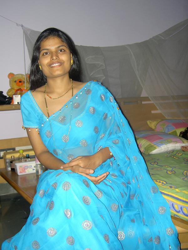 Blue saree bhabhi fucking hard indian