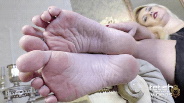 Clips4sale preview foot wiggling series volume