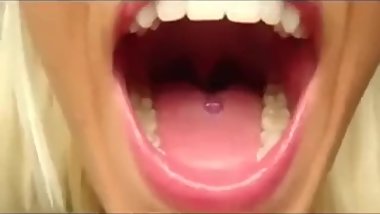 Ruri narumiyas throat inspection uvula