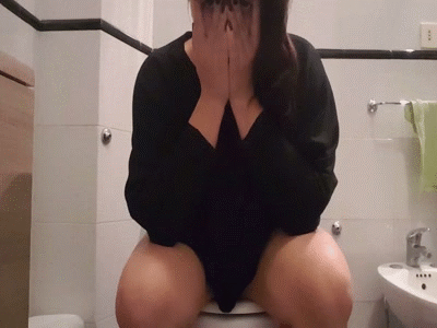 Girl fastest diarrhea ever without toilet